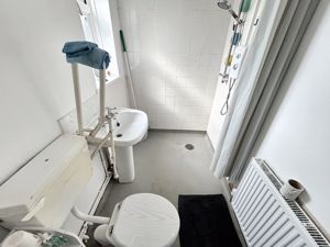 Wet room- click for photo gallery